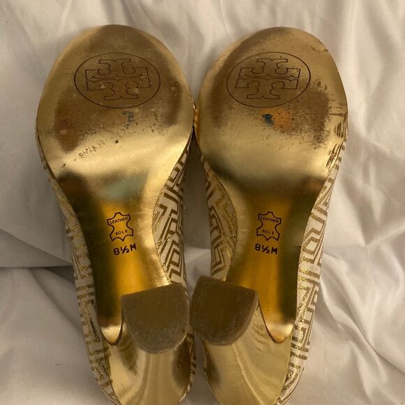 Colin Metallic Gold Cream Heel Pumps Retail $449 - Picture 8 of 11